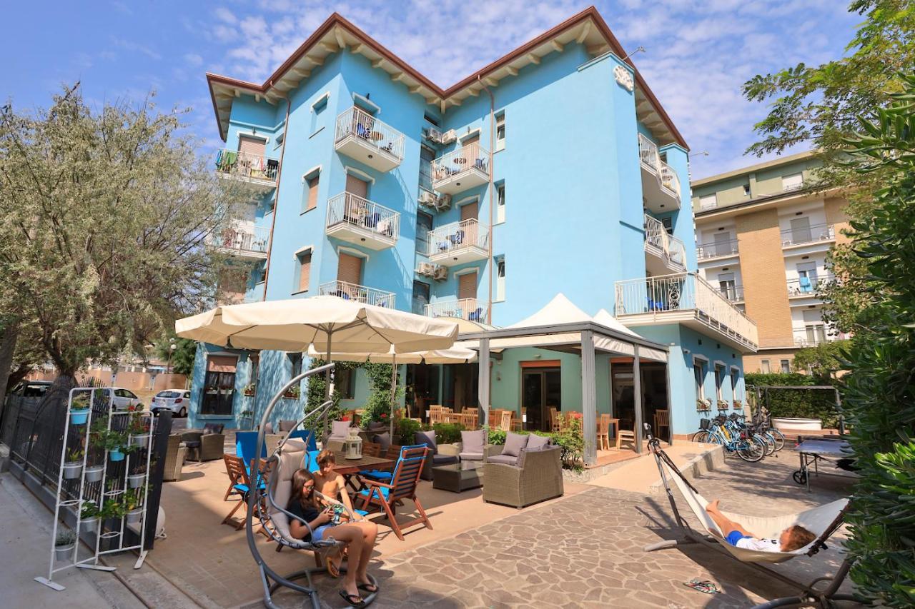 Art Hotel La Perla بيلاريا-إيجيا مارينا المظهر الخارجي الصورة