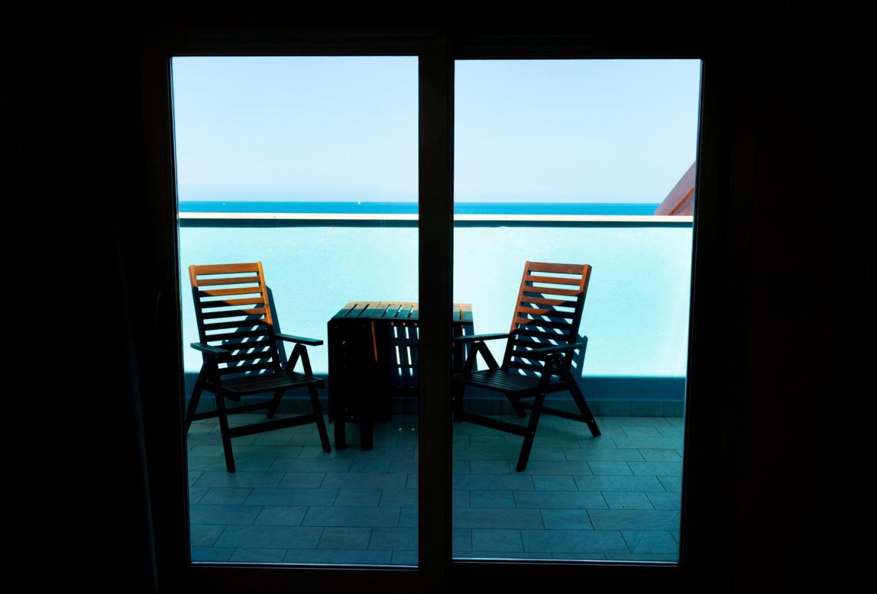 Art Hotel La Perla بيلاريا-إيجيا مارينا المظهر الخارجي الصورة