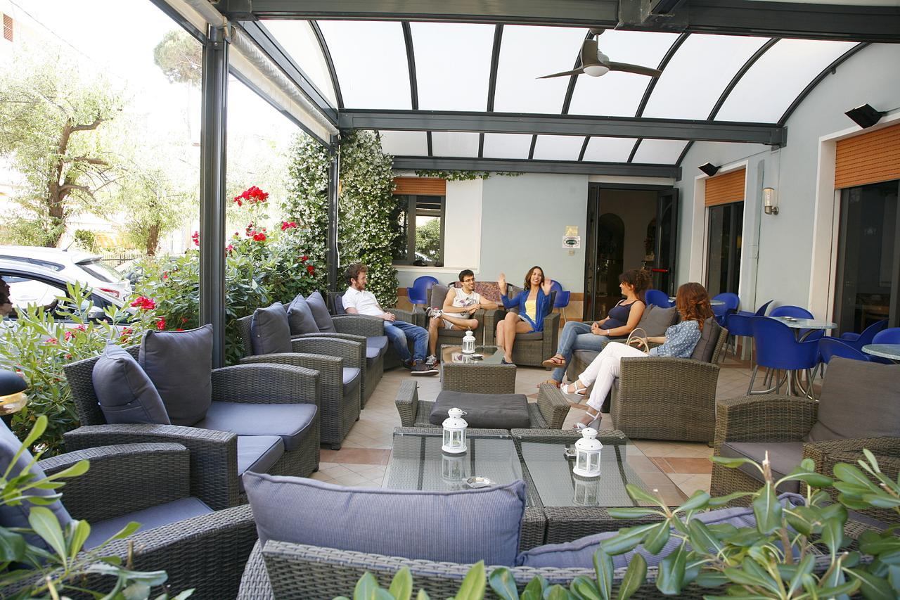 Art Hotel La Perla بيلاريا-إيجيا مارينا المظهر الخارجي الصورة