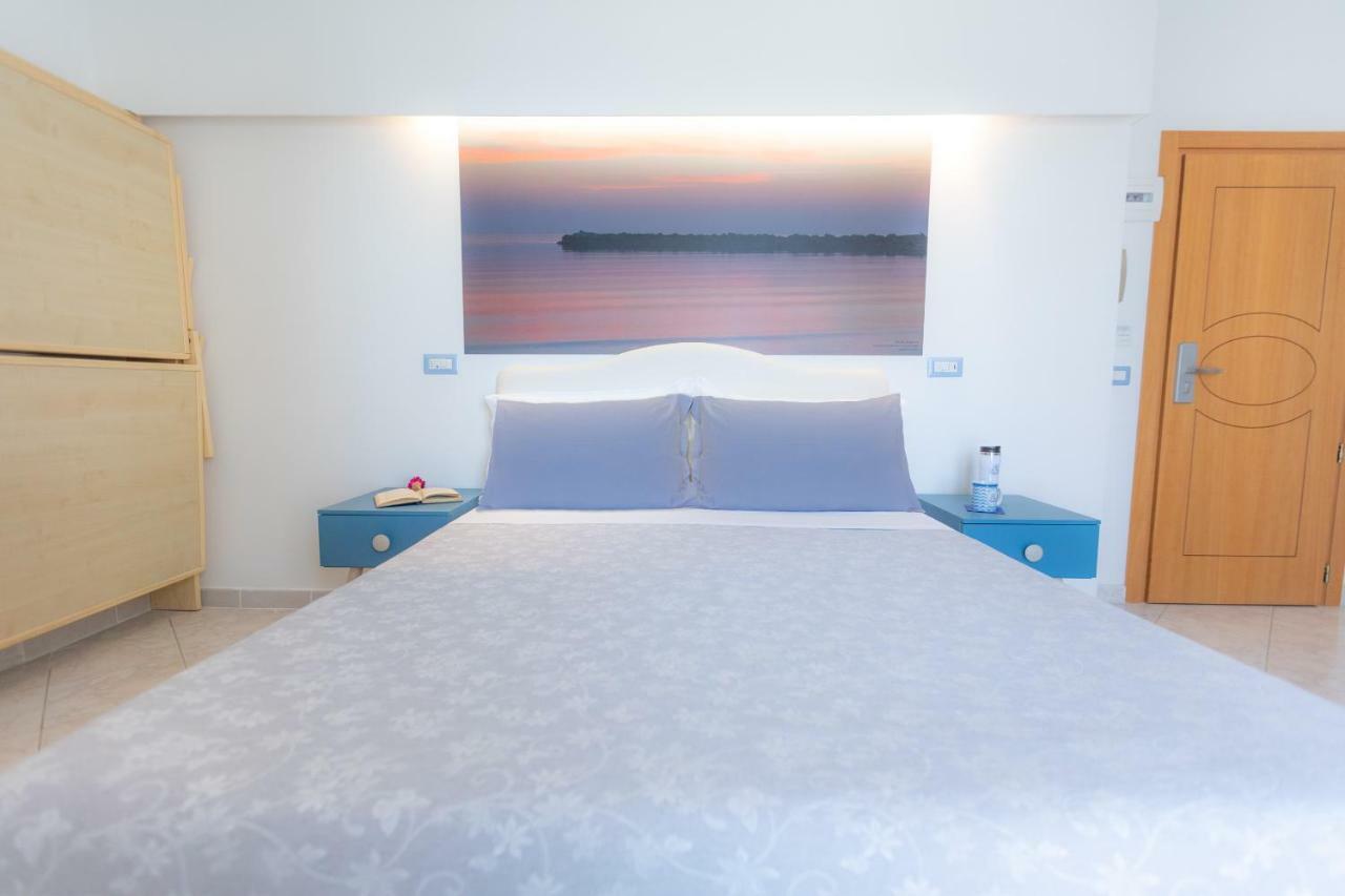 Art Hotel La Perla بيلاريا-إيجيا مارينا المظهر الخارجي الصورة