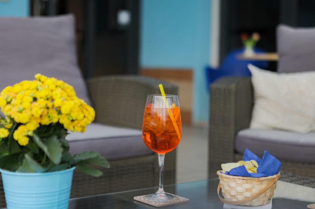 Art Hotel La Perla بيلاريا-إيجيا مارينا المظهر الخارجي الصورة